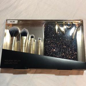 No.7 brush set with pouch